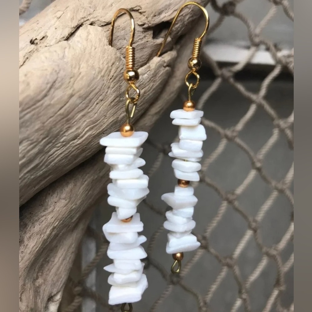 NEW Handcrafted White Puka Seashell 925 Sterling Gold or Silver Earrings 🎁 IDEA